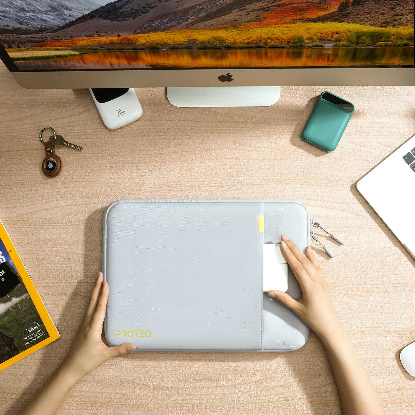 PROTEQ Waterproof Laptop Sleeve